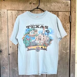 San Antonio Texas T-shirt Light Blue Graphic Print Longhorn Alamo Lone Star /M
